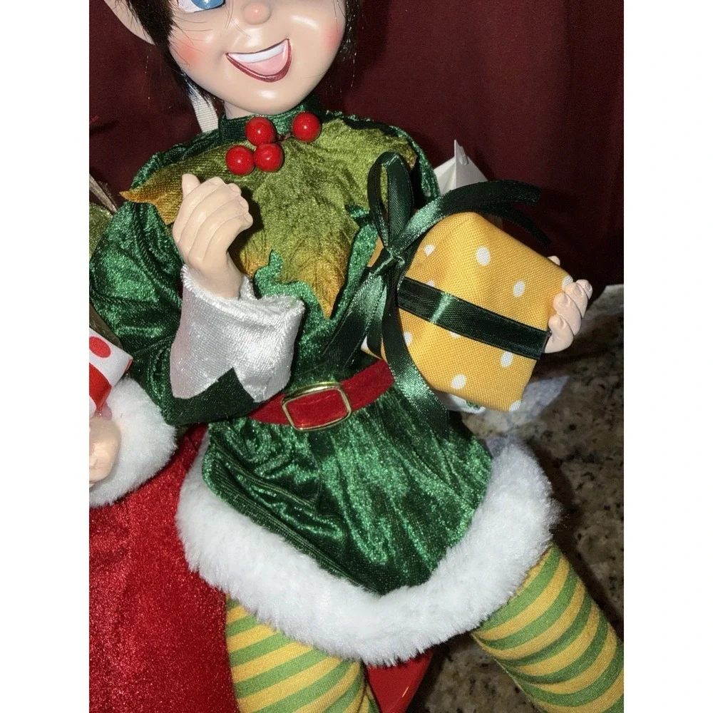Cynthia Rowley Boy And Girl Christmas Elf Shelf Sitter Doll 25